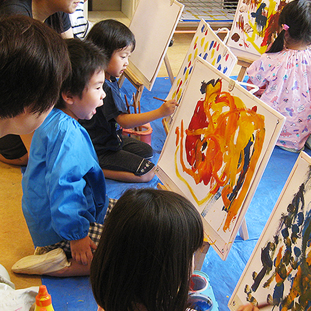 六浦こども園の子どもたちが作ったアート作品